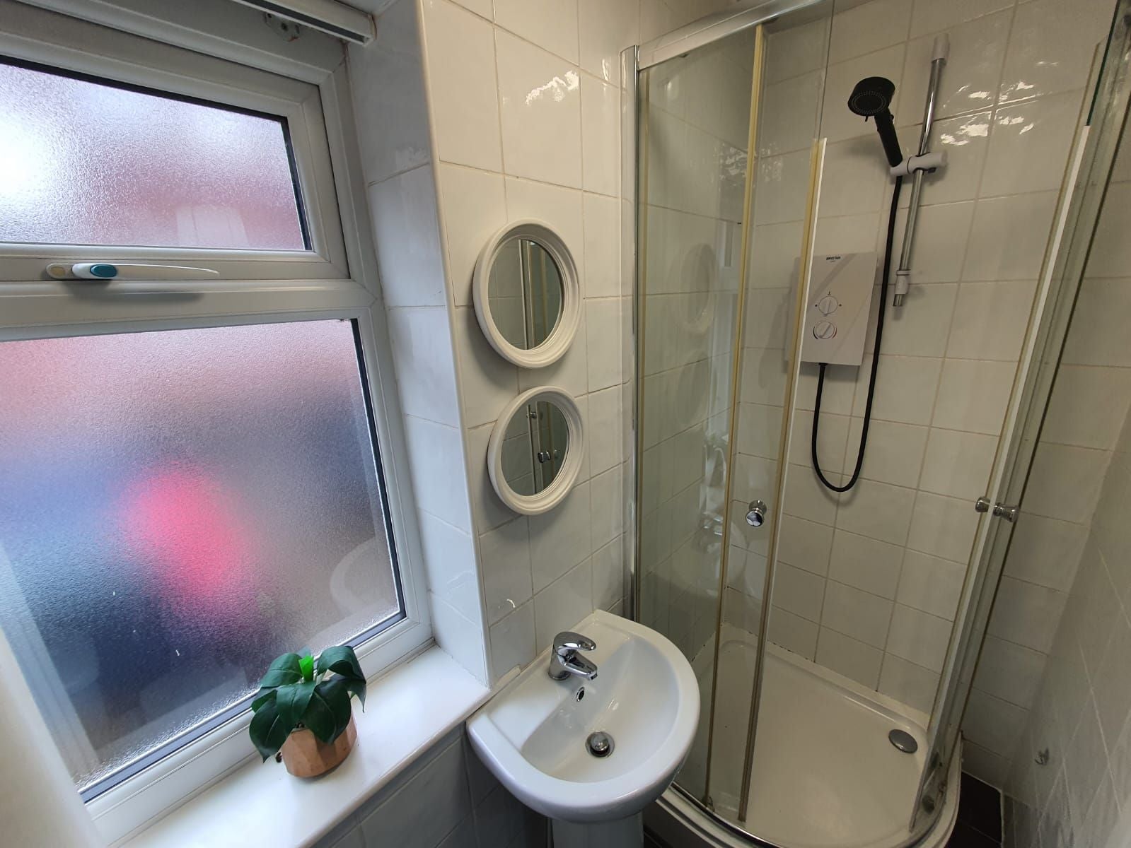 Flat Thorne Road in Doncaster
