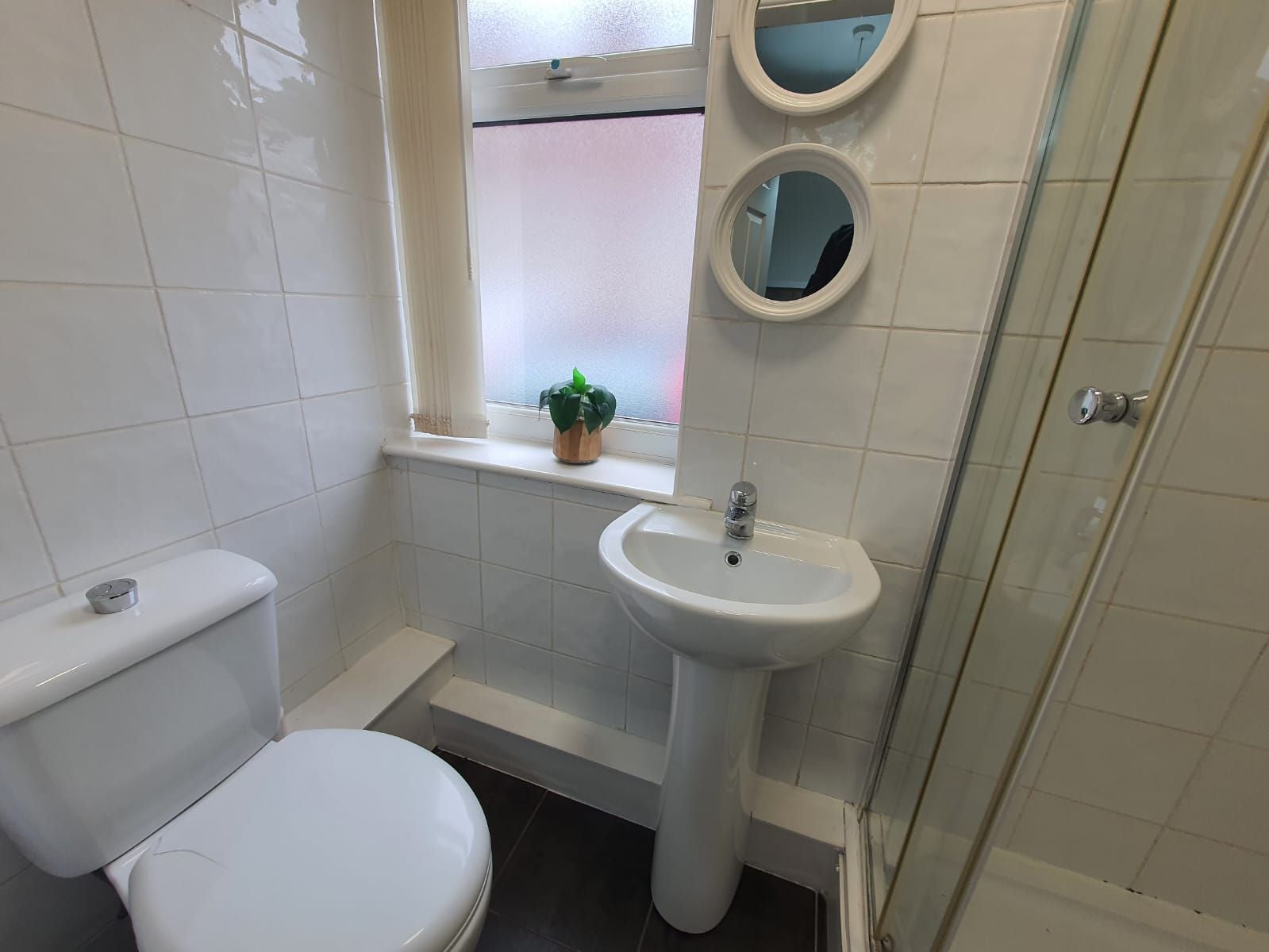 Flat Thorne Road in Doncaster