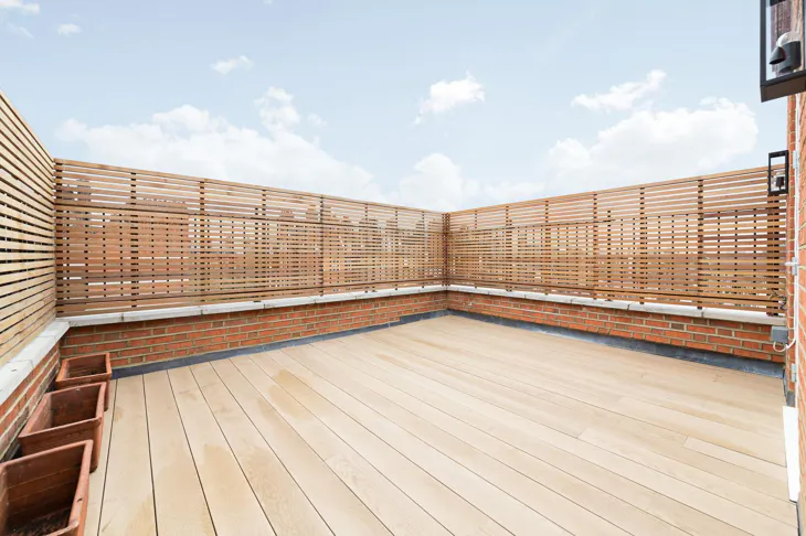 Flat Lennox Gardens in Greater London