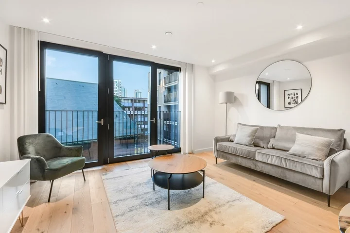 Flat Golden Lane in City of London