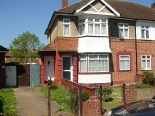 Flat Barnard Gardens in Greater London