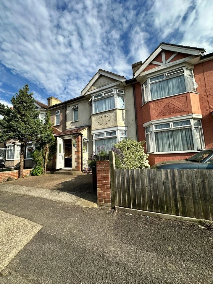 House Surrey Road in Greater London
