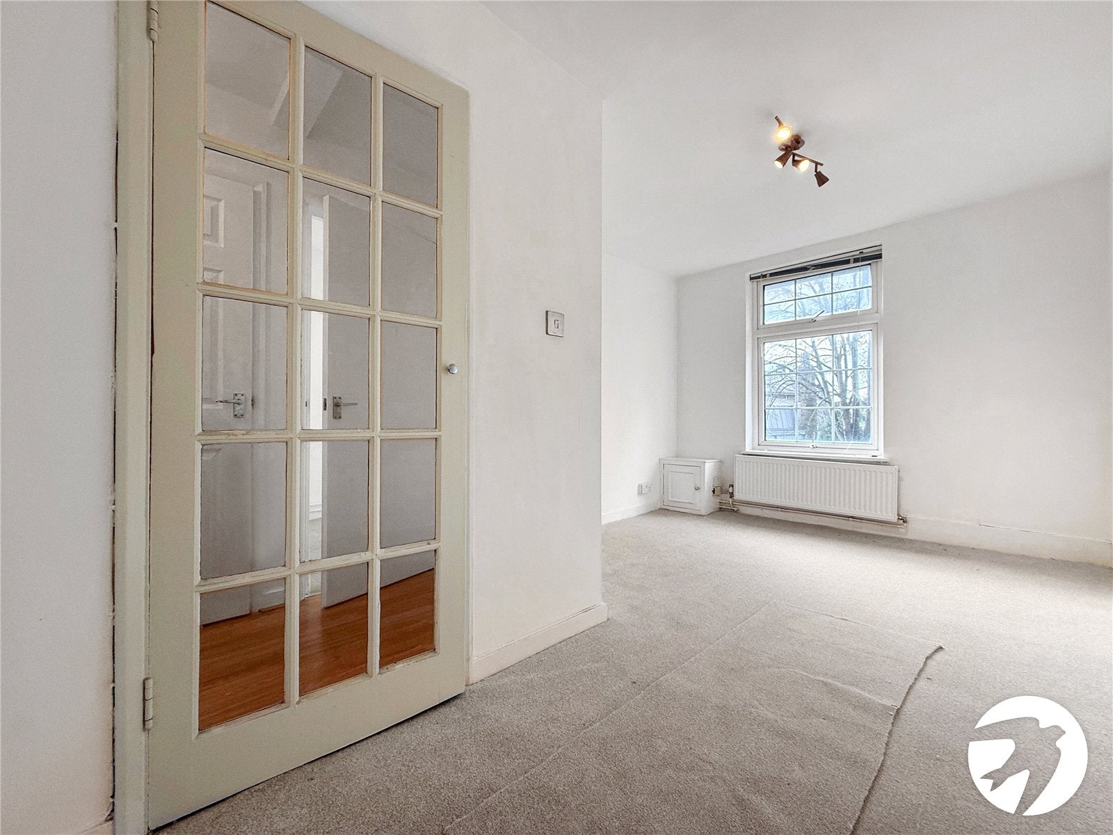 Flat Kentish Court in Maidstone