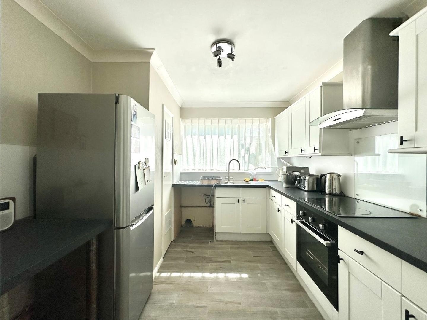 Flat Farmlands Close in Wealden
