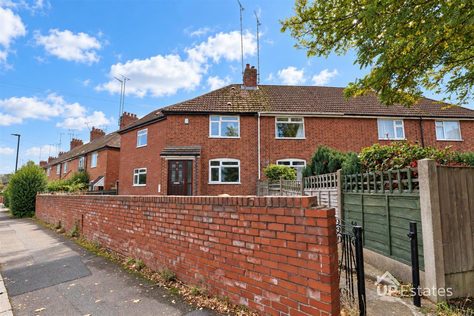 House Strathmore Avenue in Coventry