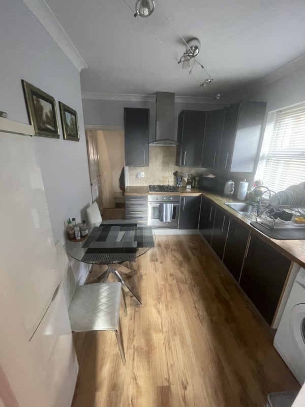 Room Hawarden Road in Greater London