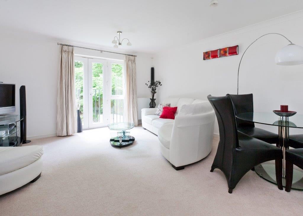 Flat Paddock Walk in Warlingham
