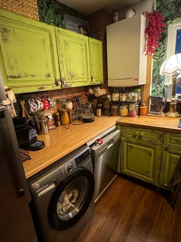 Room Chardwell Close in Greater London
