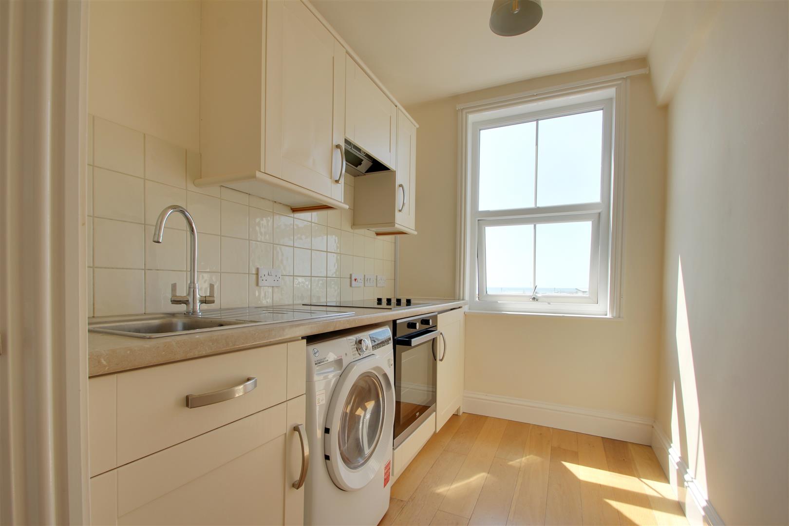 Flat South Terrace in Arun