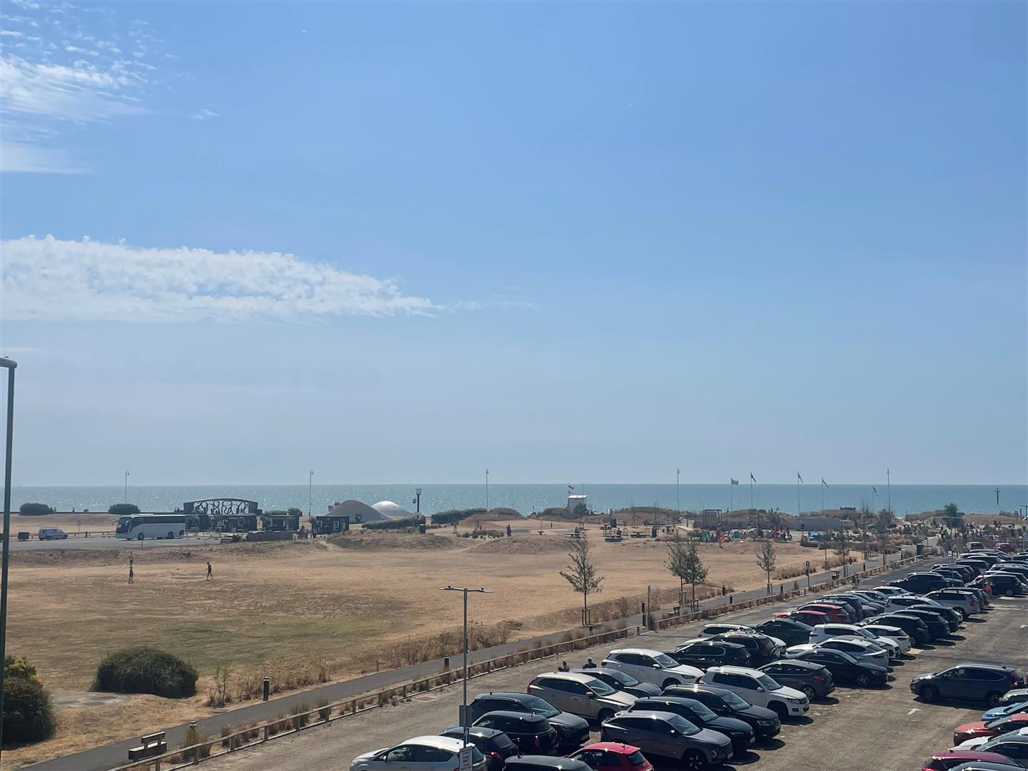 Flat South Terrace in Arun
