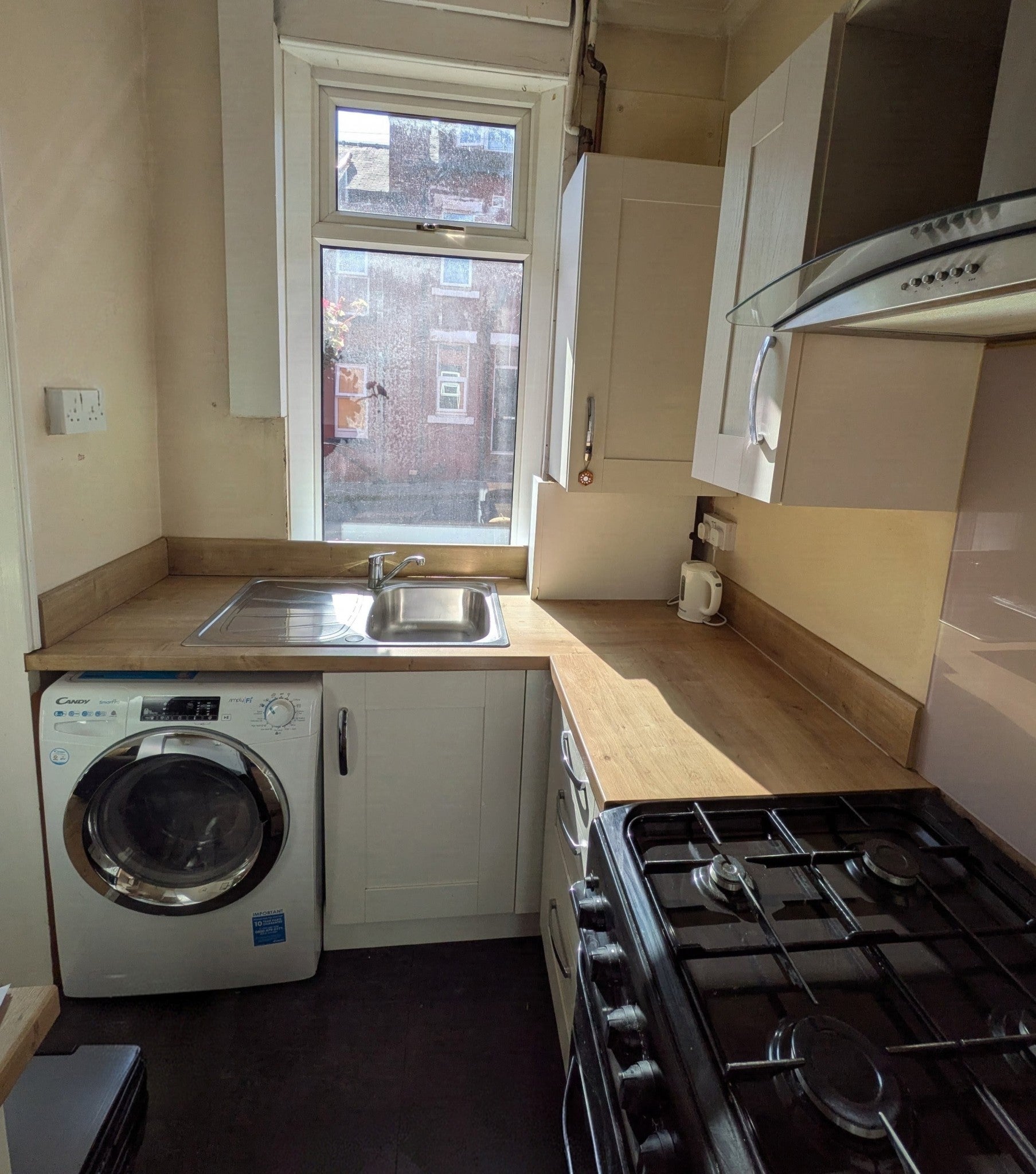House Vicarage Terrace in Leeds