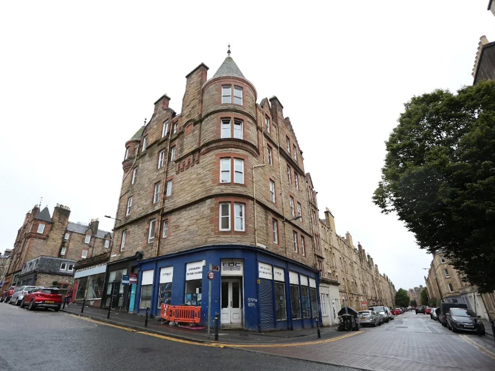 Flat Watson Crescent in City of Edinburgh