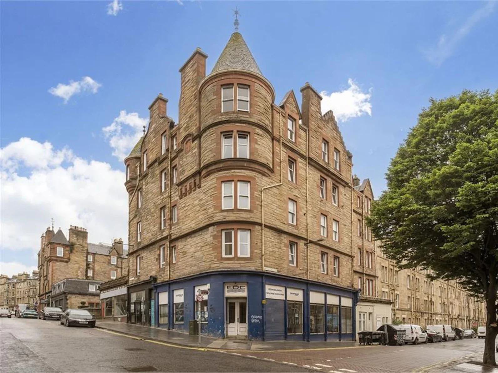 Flat Watson Crescent in City of Edinburgh