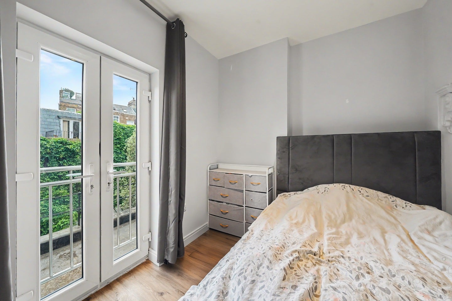 Flat Lexham Gardens in Greater London