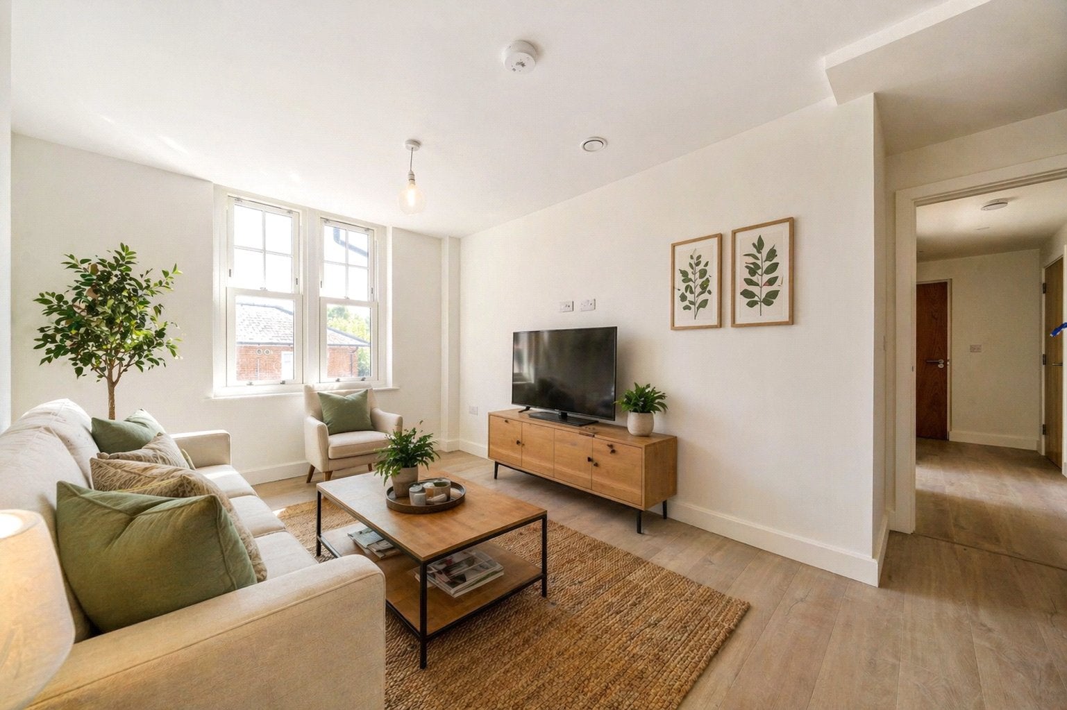 Flat Catteshall Road in Waverley