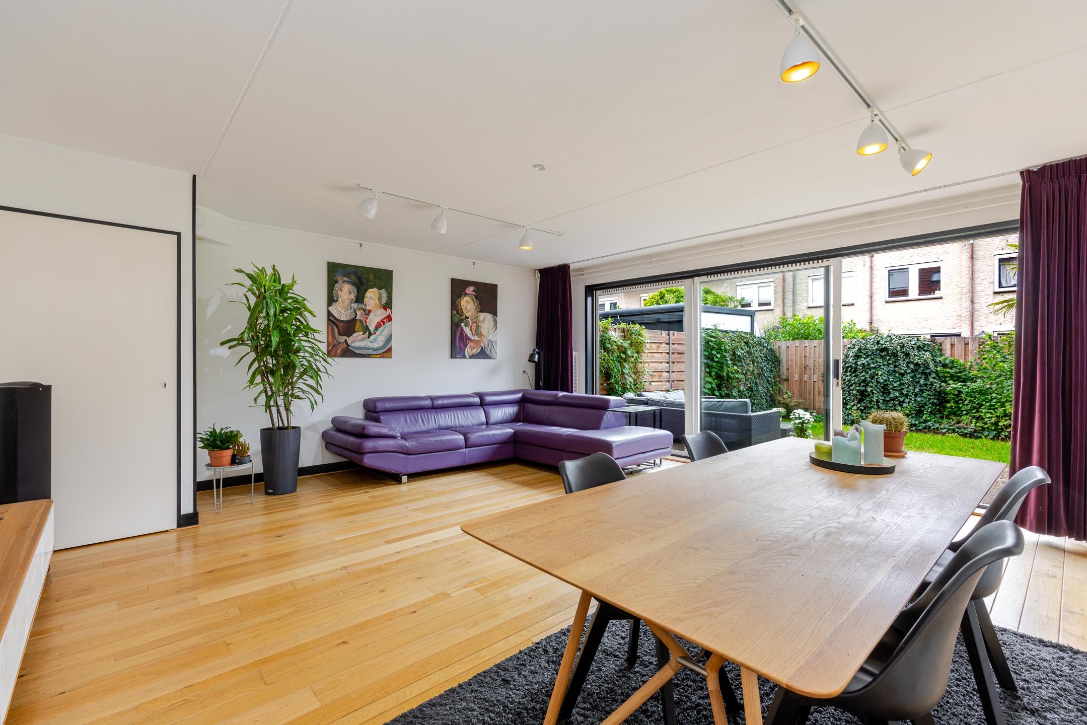 Tussenwoning te koop: De Akkers 52, Schiedam