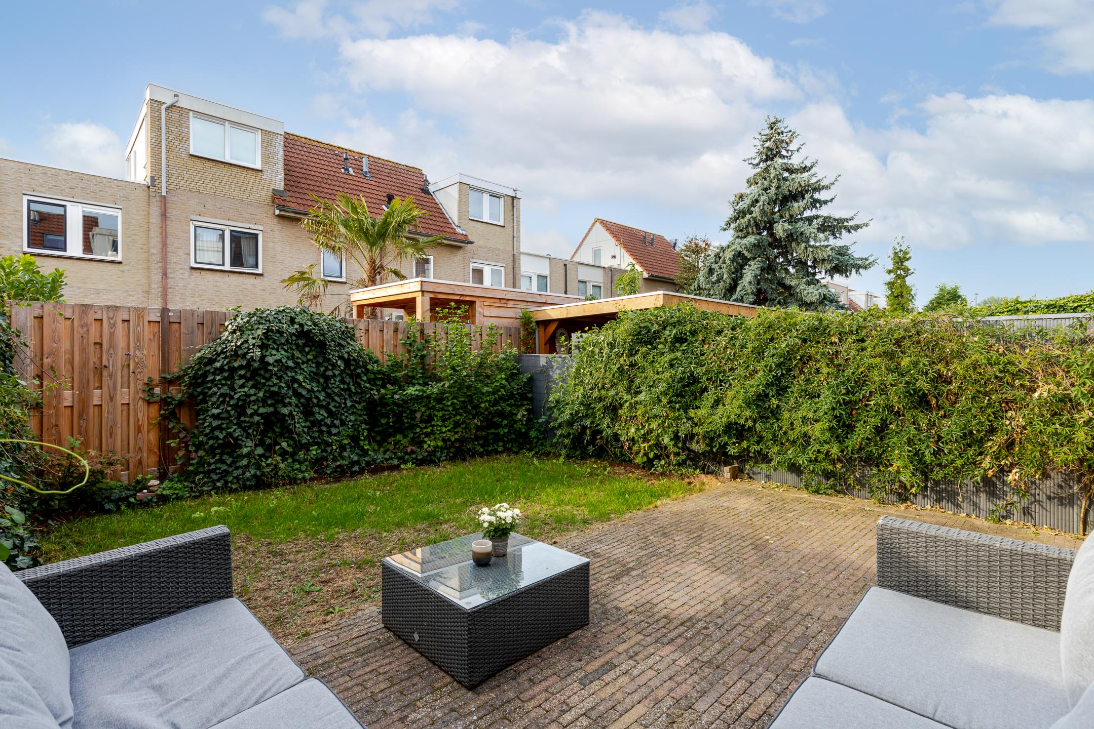 Tussenwoning te koop: De Akkers 52, Schiedam