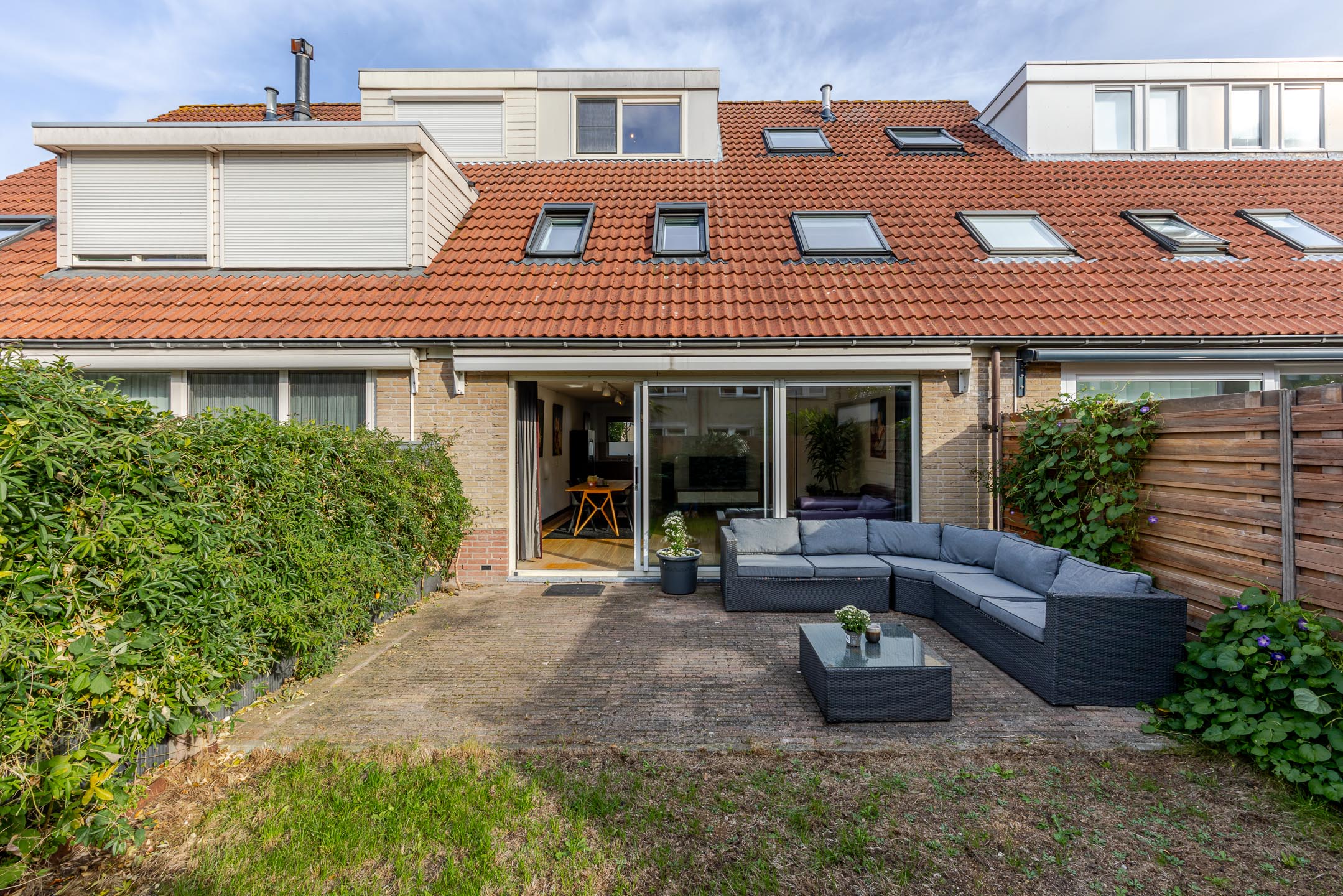 Tussenwoning te koop: De Akkers 52, Schiedam