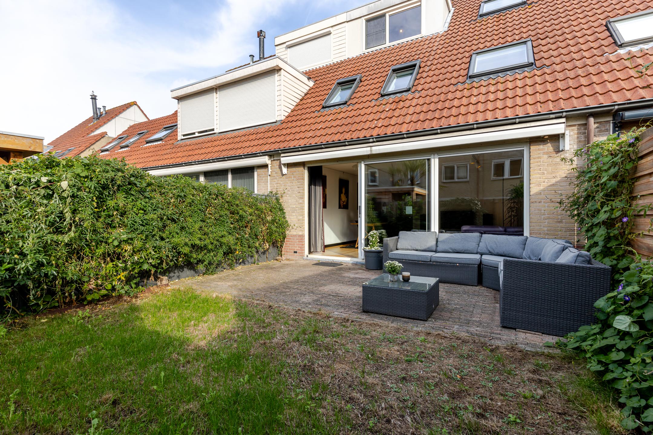 Tussenwoning te koop: De Akkers 52, Schiedam