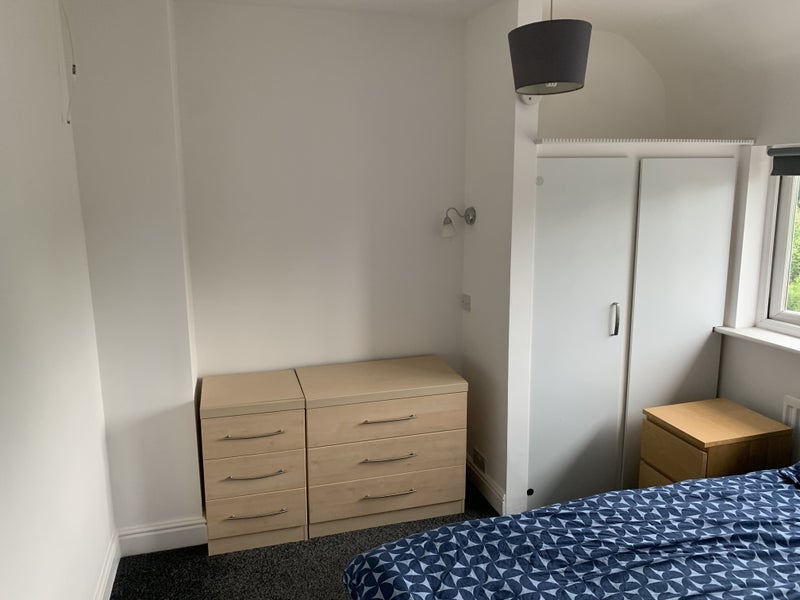 Room Windermere Road in Bristol