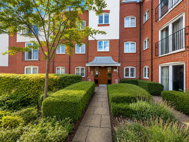 Flat Penruddock Drive in Coventry