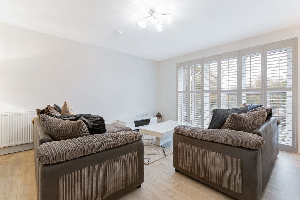 Flat Broomhill Avenue in Glasgow