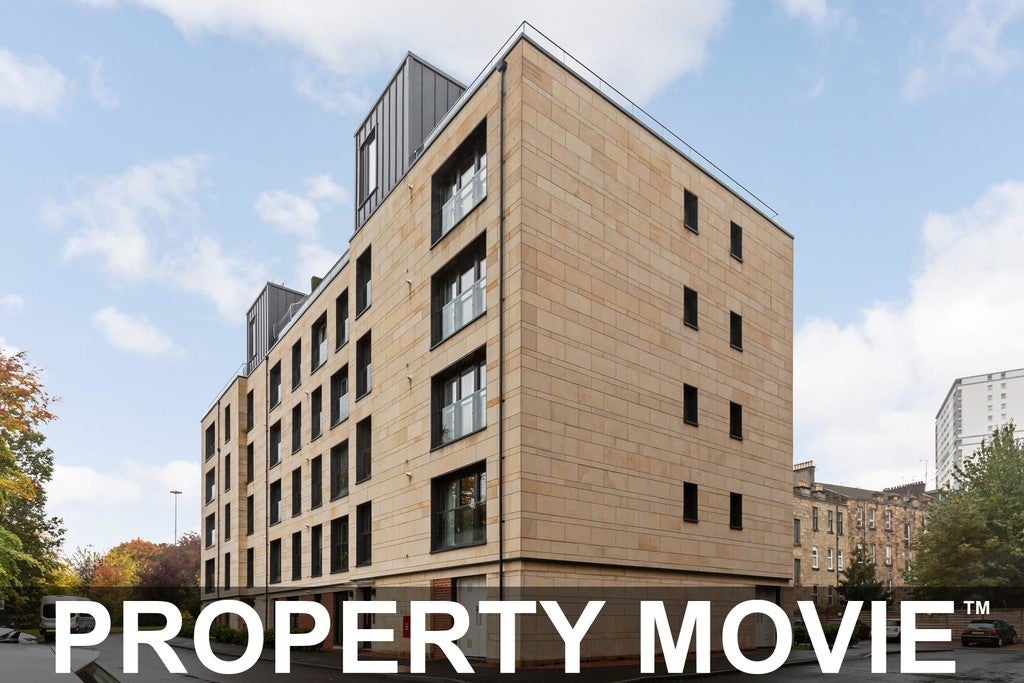Flat Broomhill Avenue in Glasgow