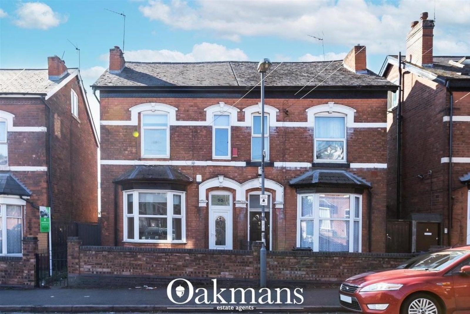Room Summerfield Crescent in Birmingham