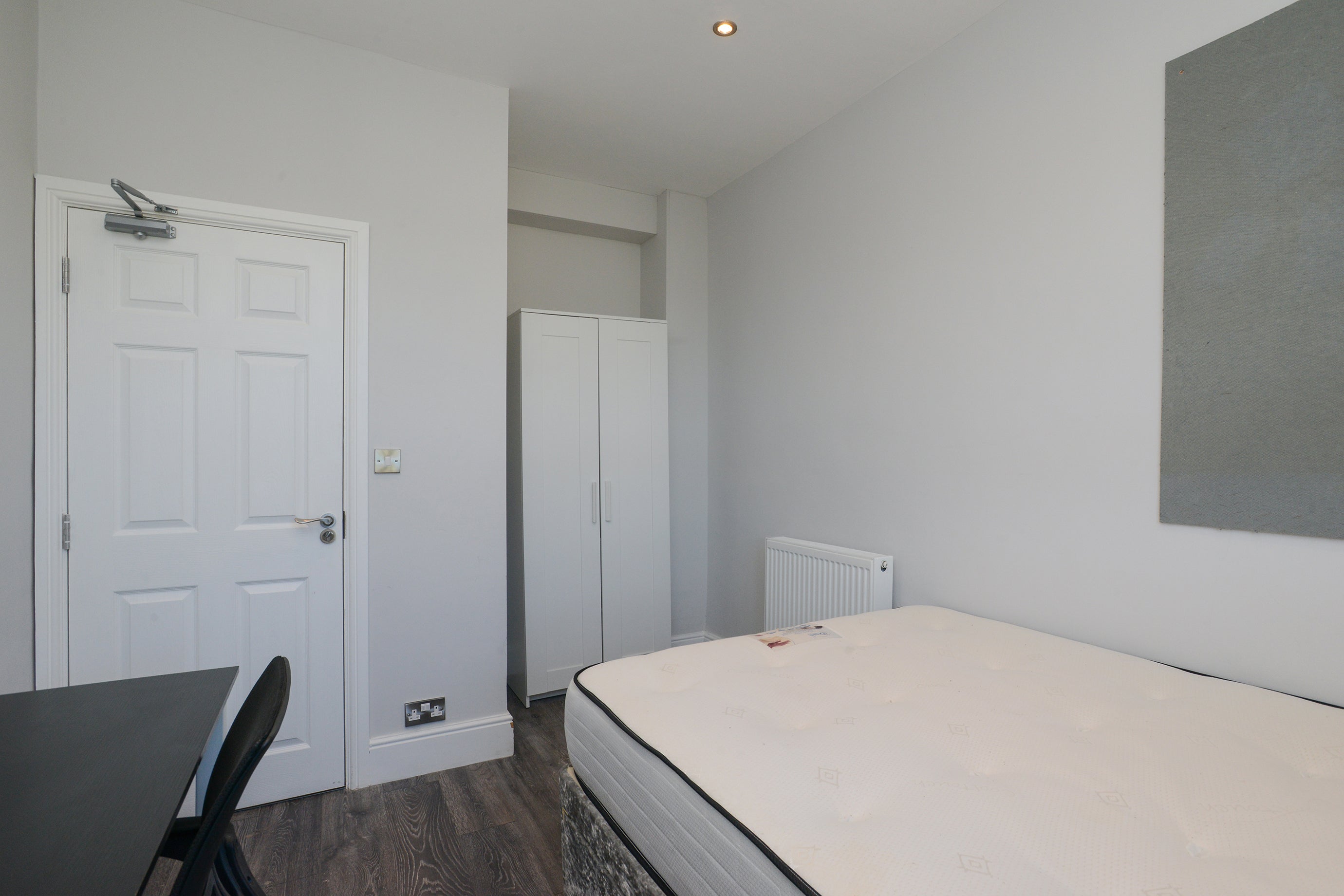Flat Wellington Square in Nottingham