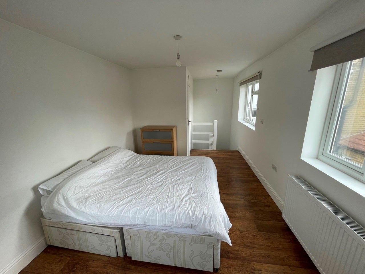 Flat Battersea Park Road in Greater London