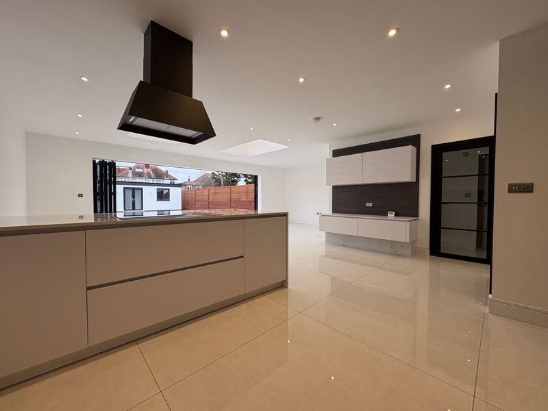 House Tolworth Rise North in Greater London