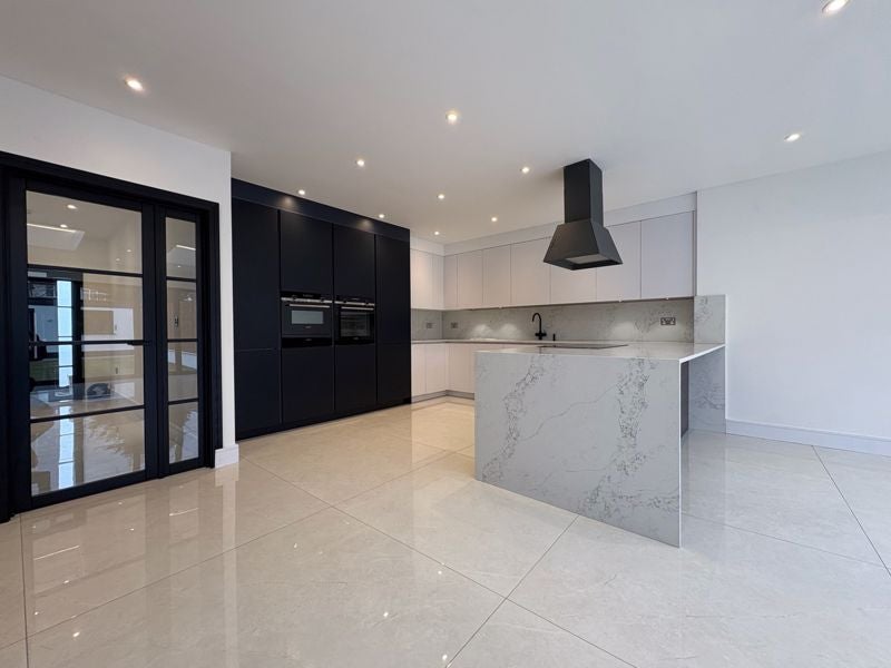 House Tolworth Rise North in Greater London