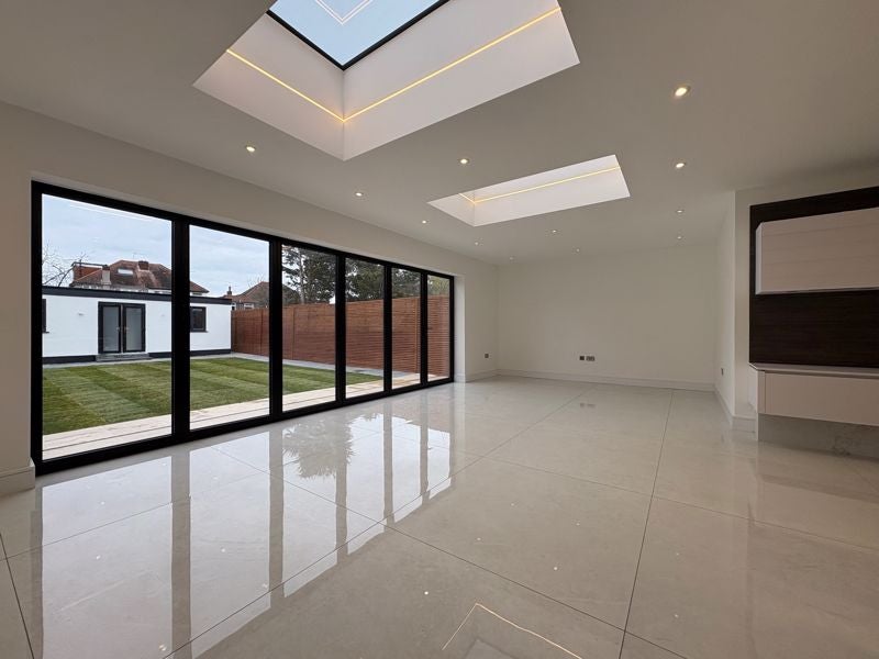 House Tolworth Rise North in Greater London