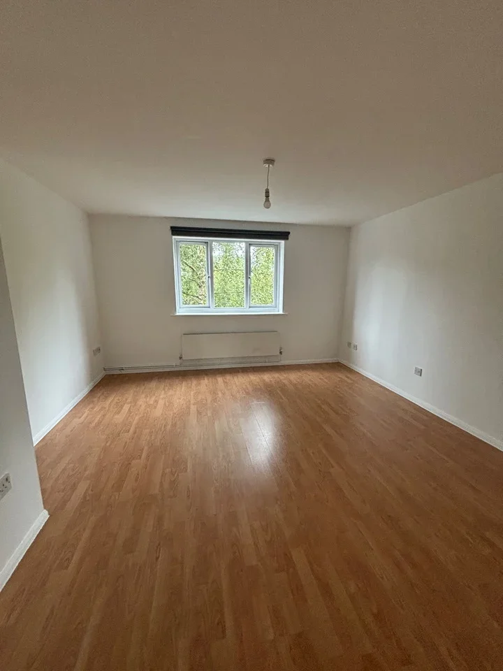 Flat Bream Close in Greater London