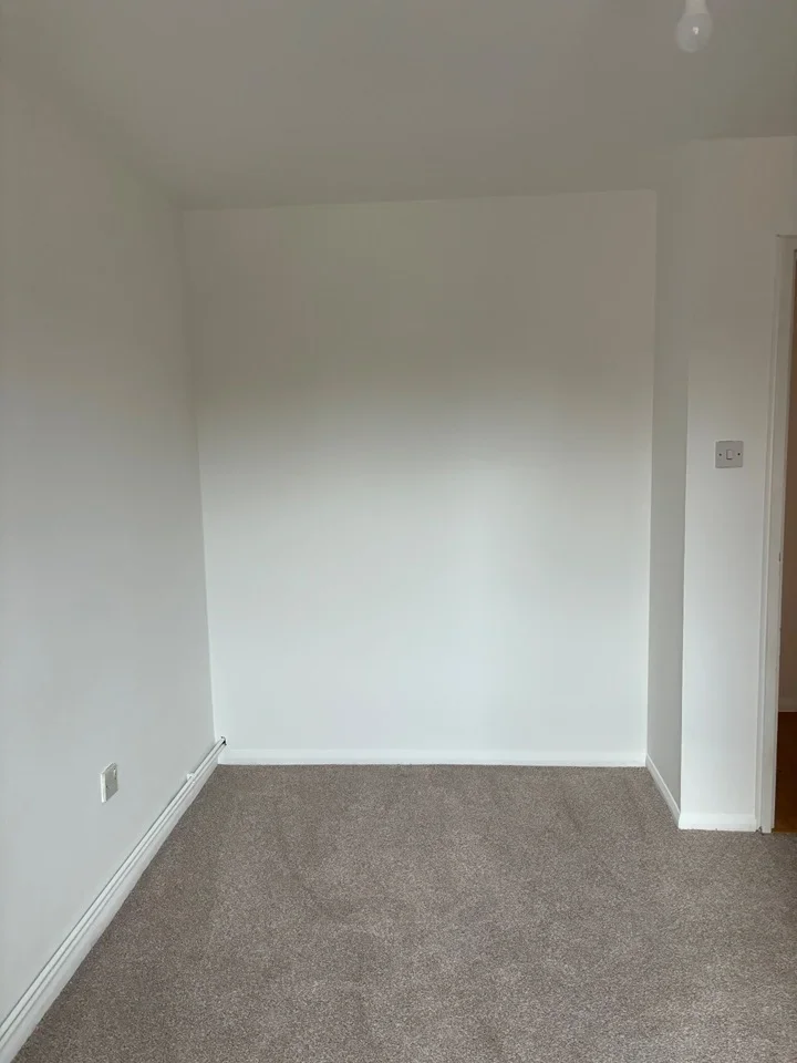 Flat Bream Close in Greater London