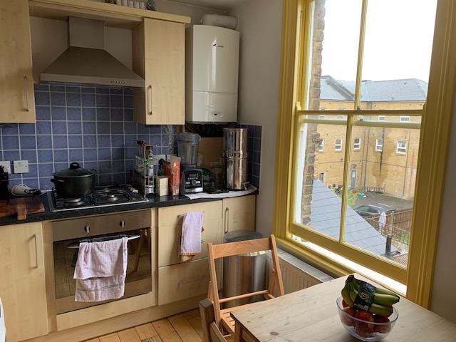 Flat Saltoun Road in Greater London