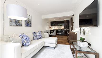 Flat Kensington Gardens Square in City of Westminster