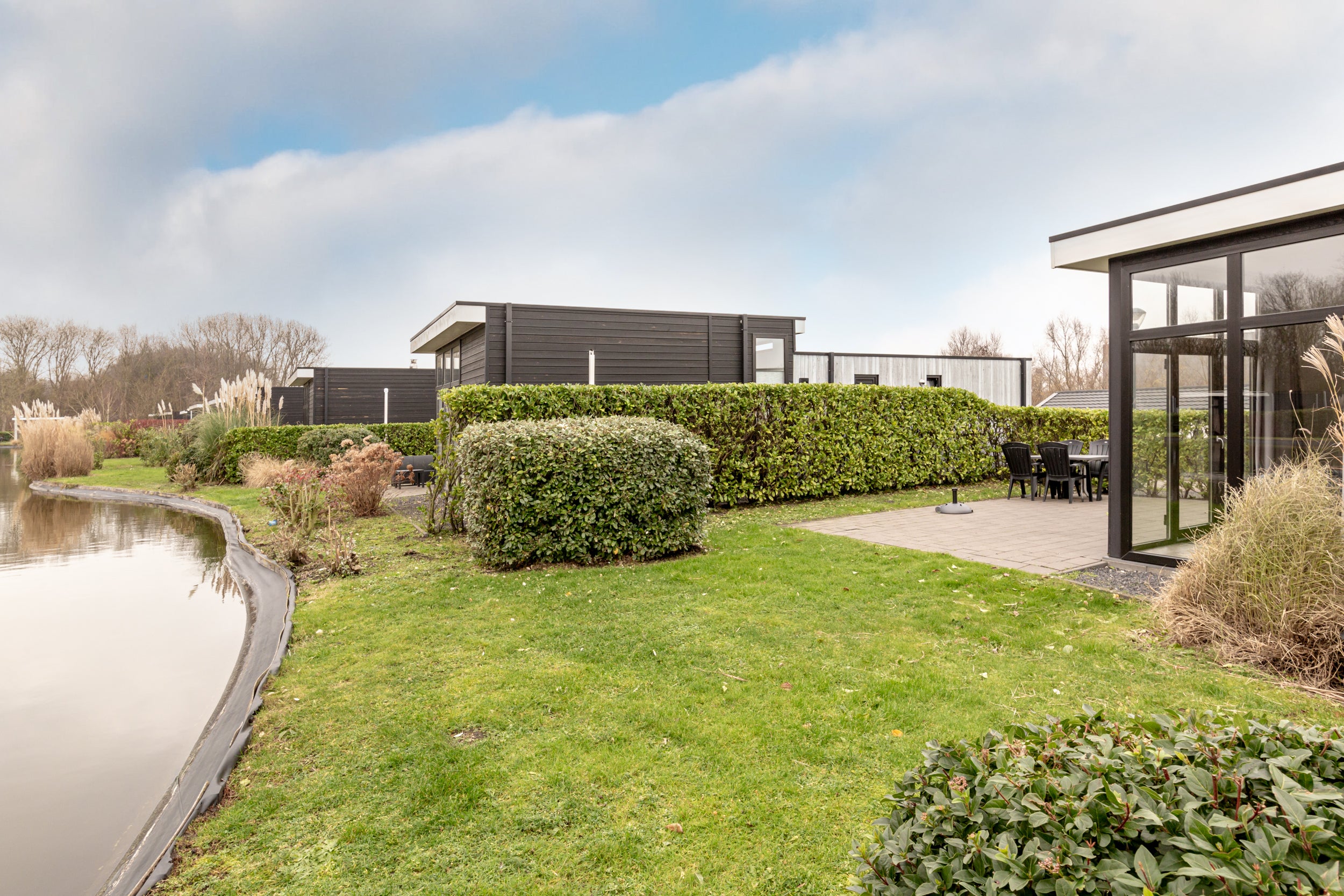 Vrijstaande woning te koop: Zuiderweg 2R-0251, Halfweg