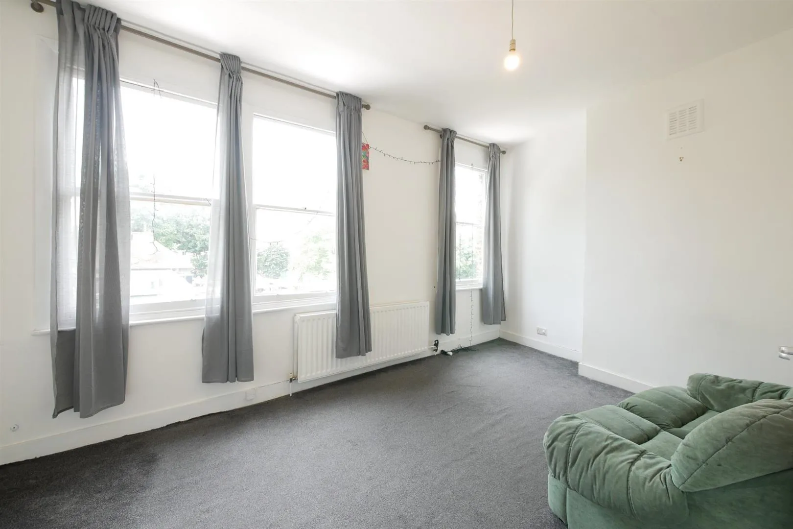 Flat Southwold Road in Greater London