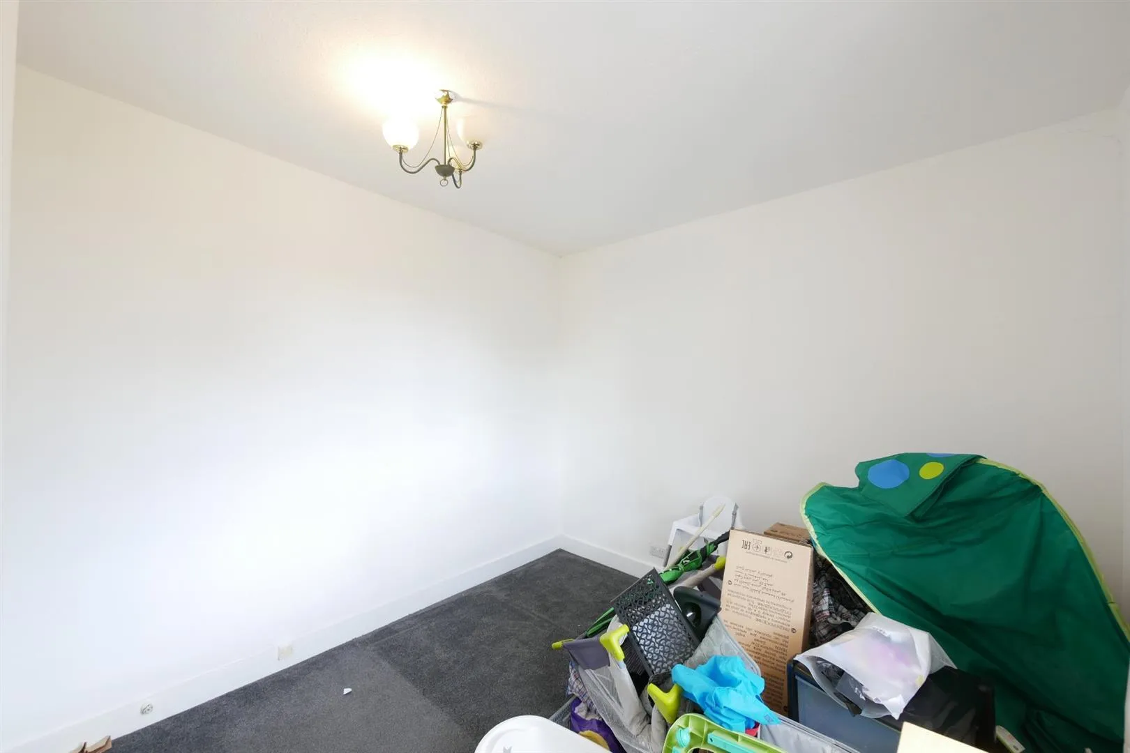 Flat Southwold Road in Greater London