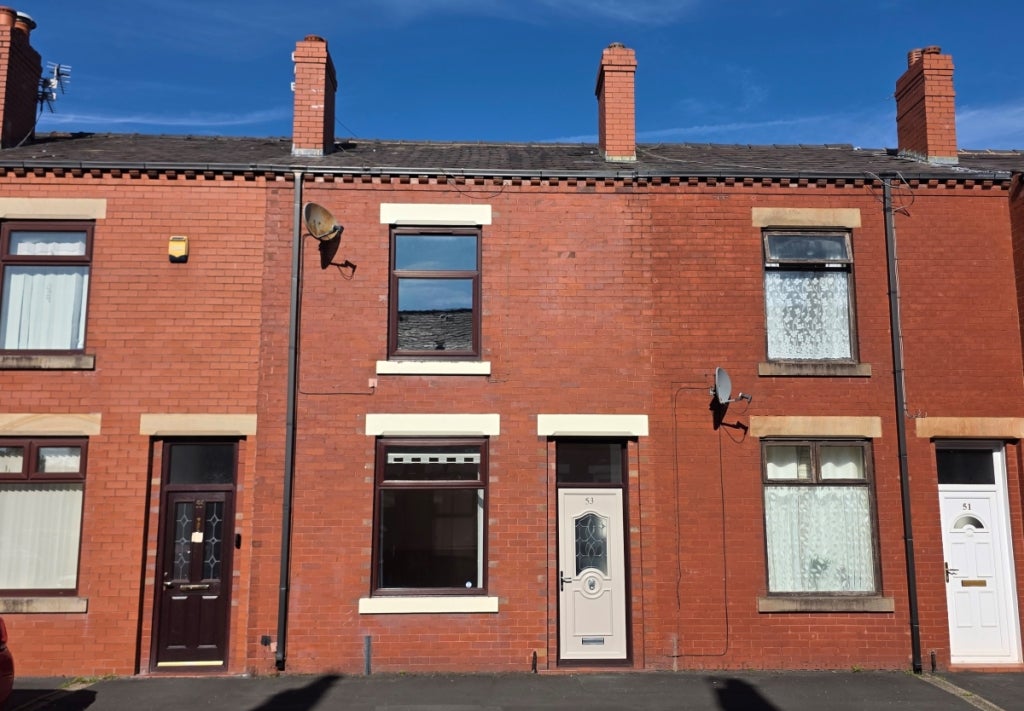 House Severn Street in Leigh