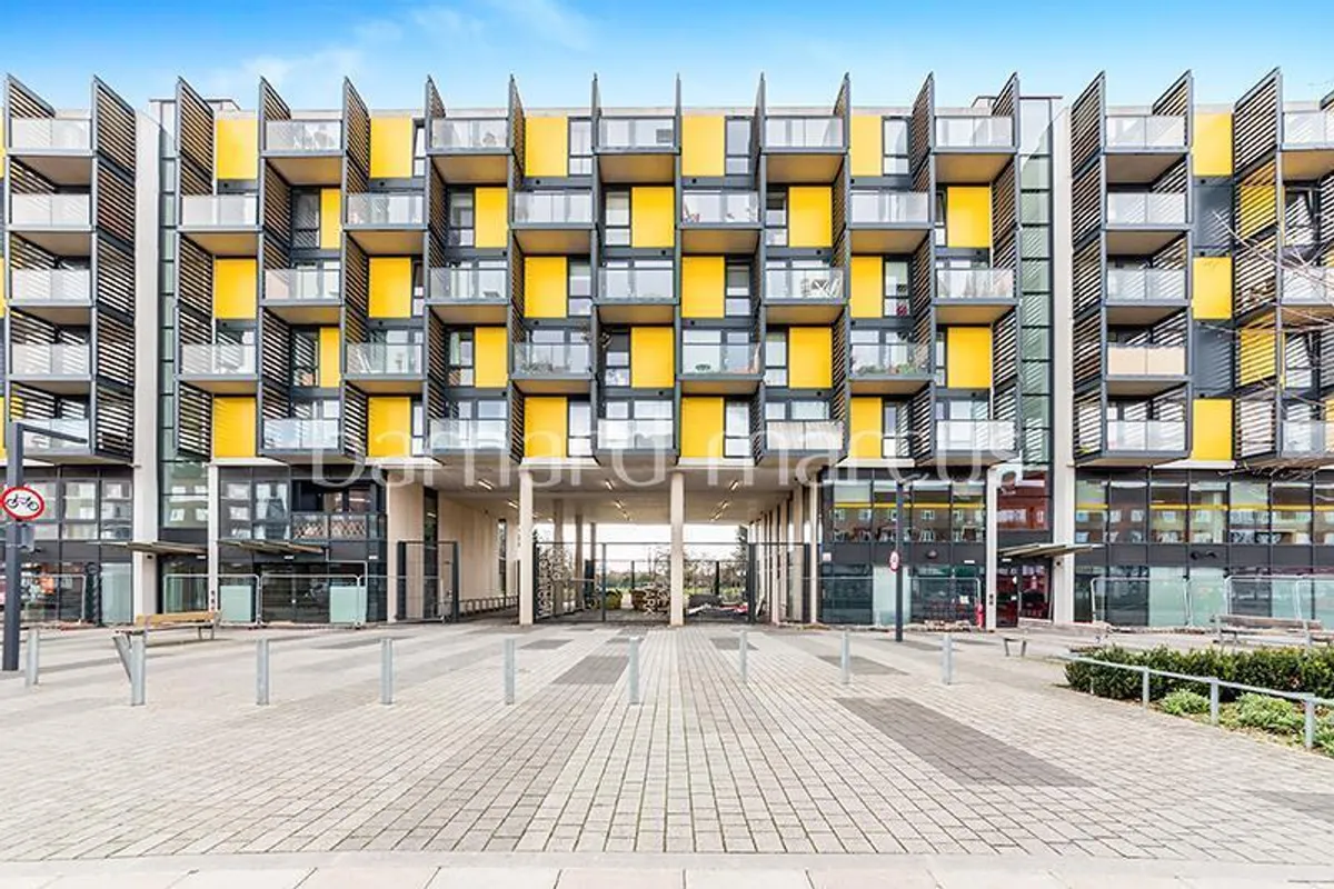 Flat Bloemfontein Road in Greater London