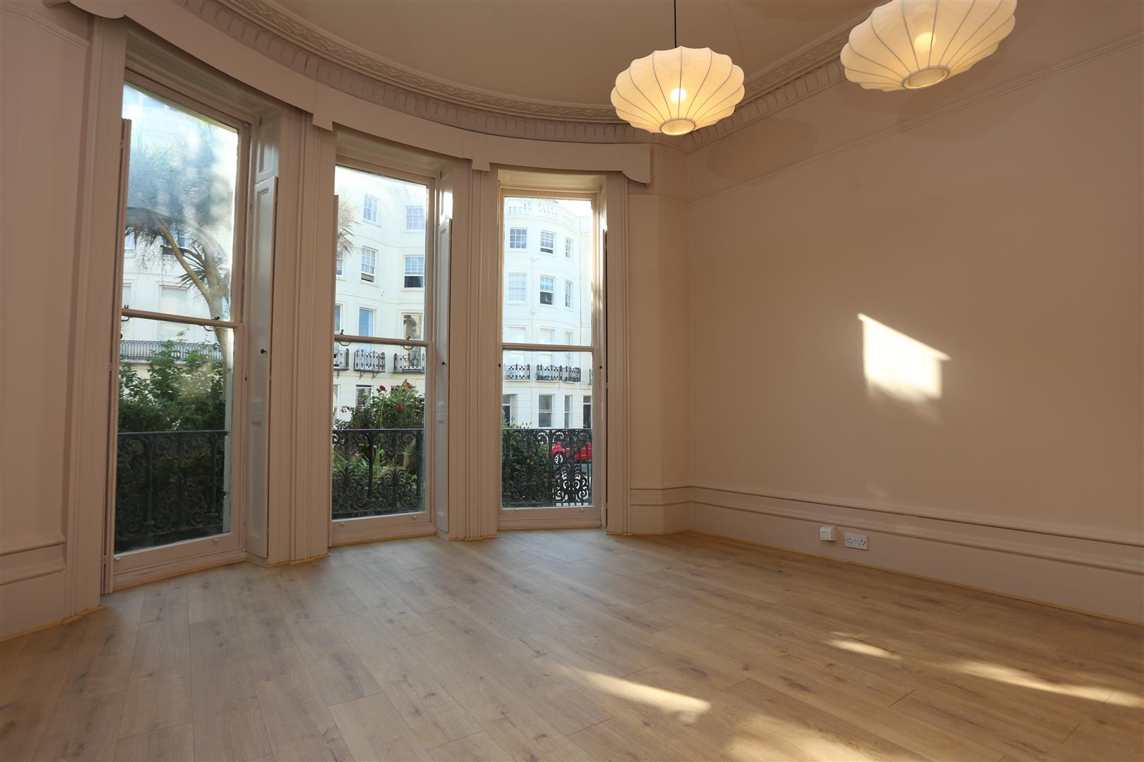Flat Lansdowne Place in Hove