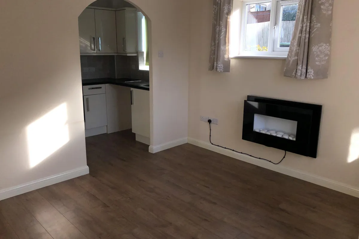 House Maud Close in Devizes