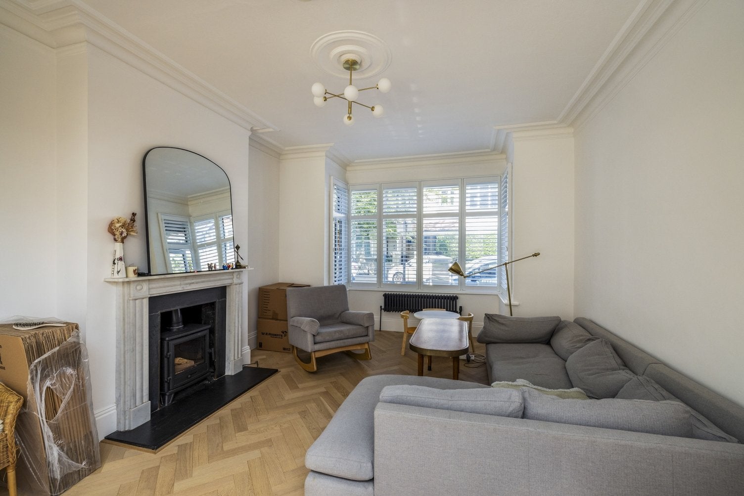 House Hicken Road in Greater London