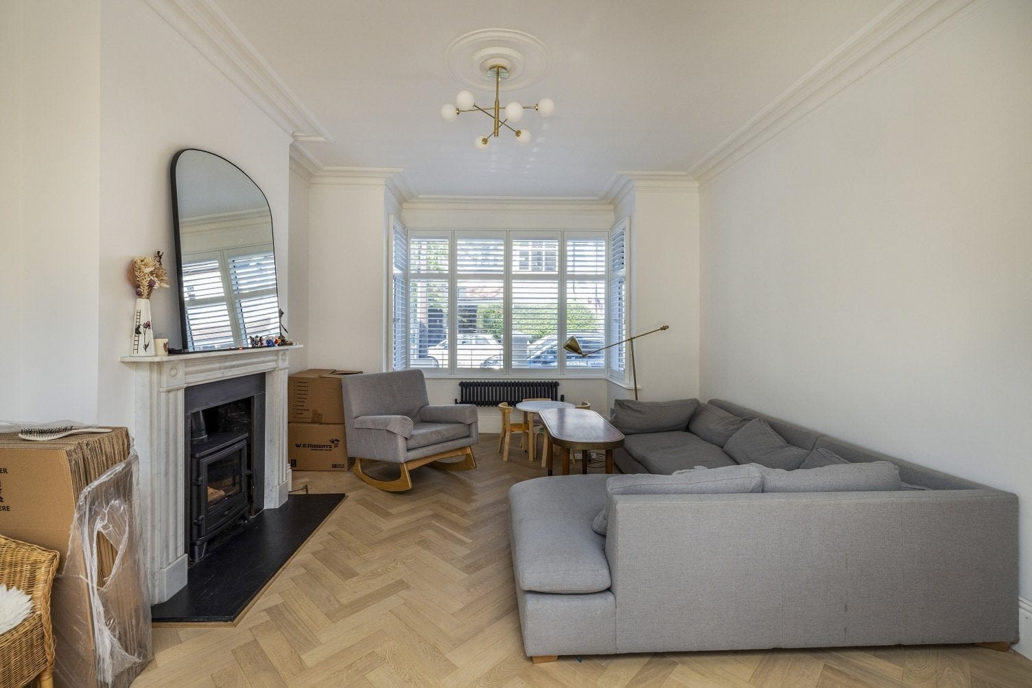 House Hicken Road in Greater London