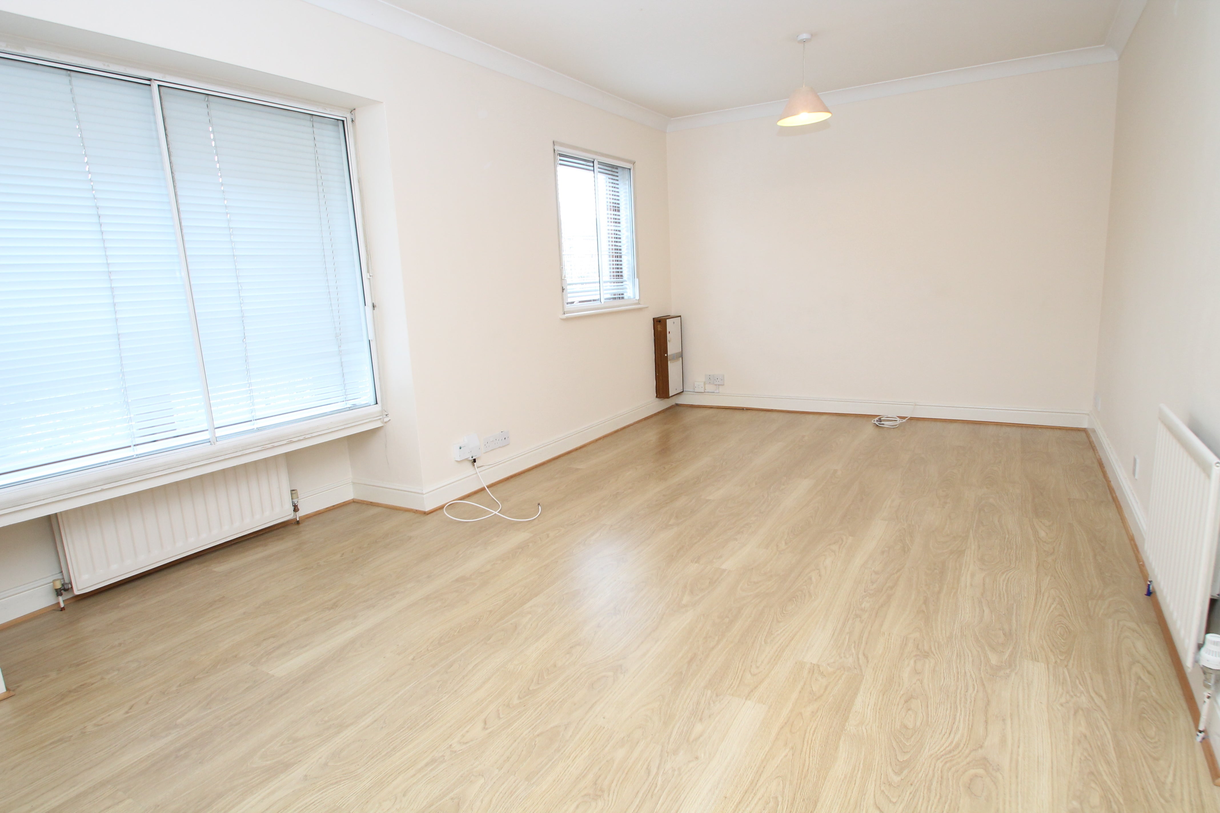 Flat Park Hill Rise in Greater London
