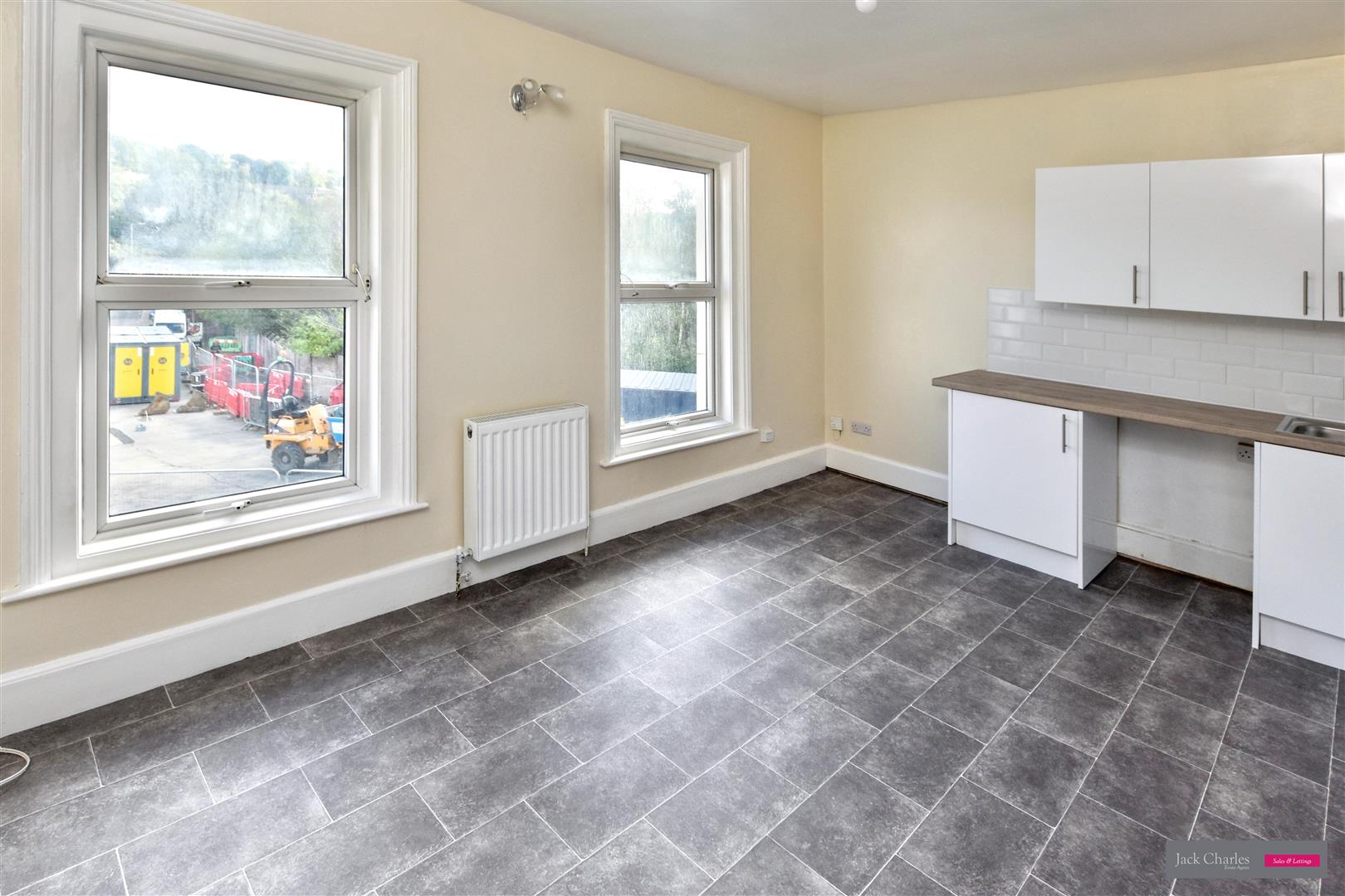 Flat Sandhurst Road in Tunbridge Wells