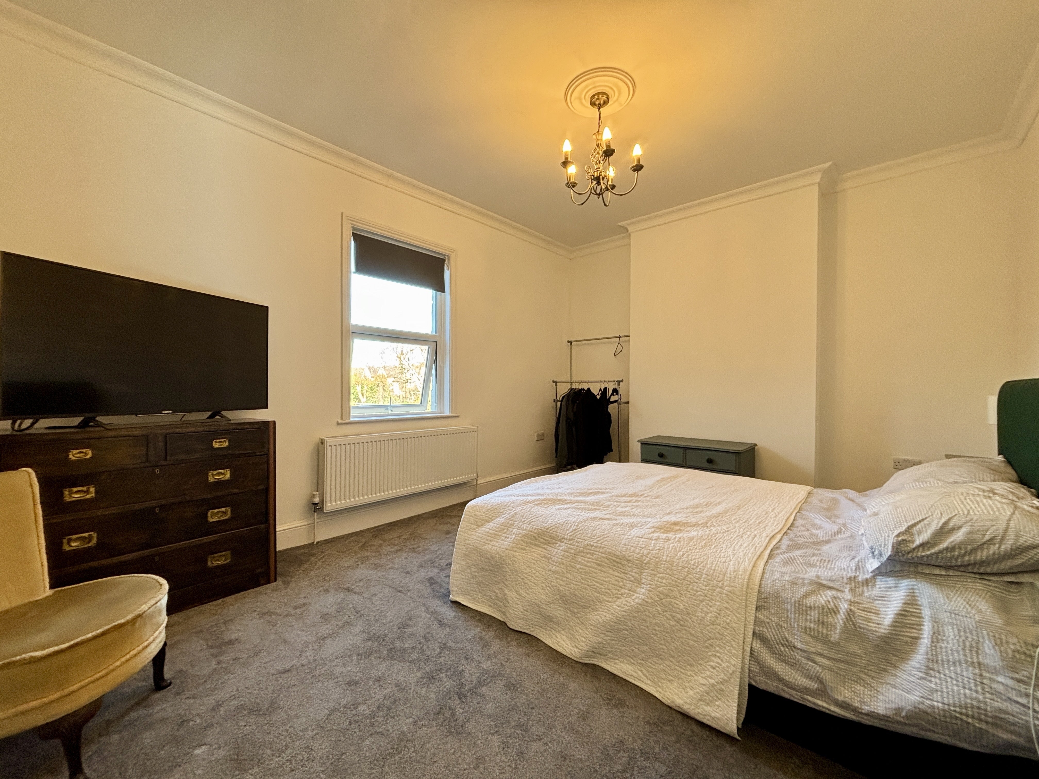 Flat Durban Road in Greater London