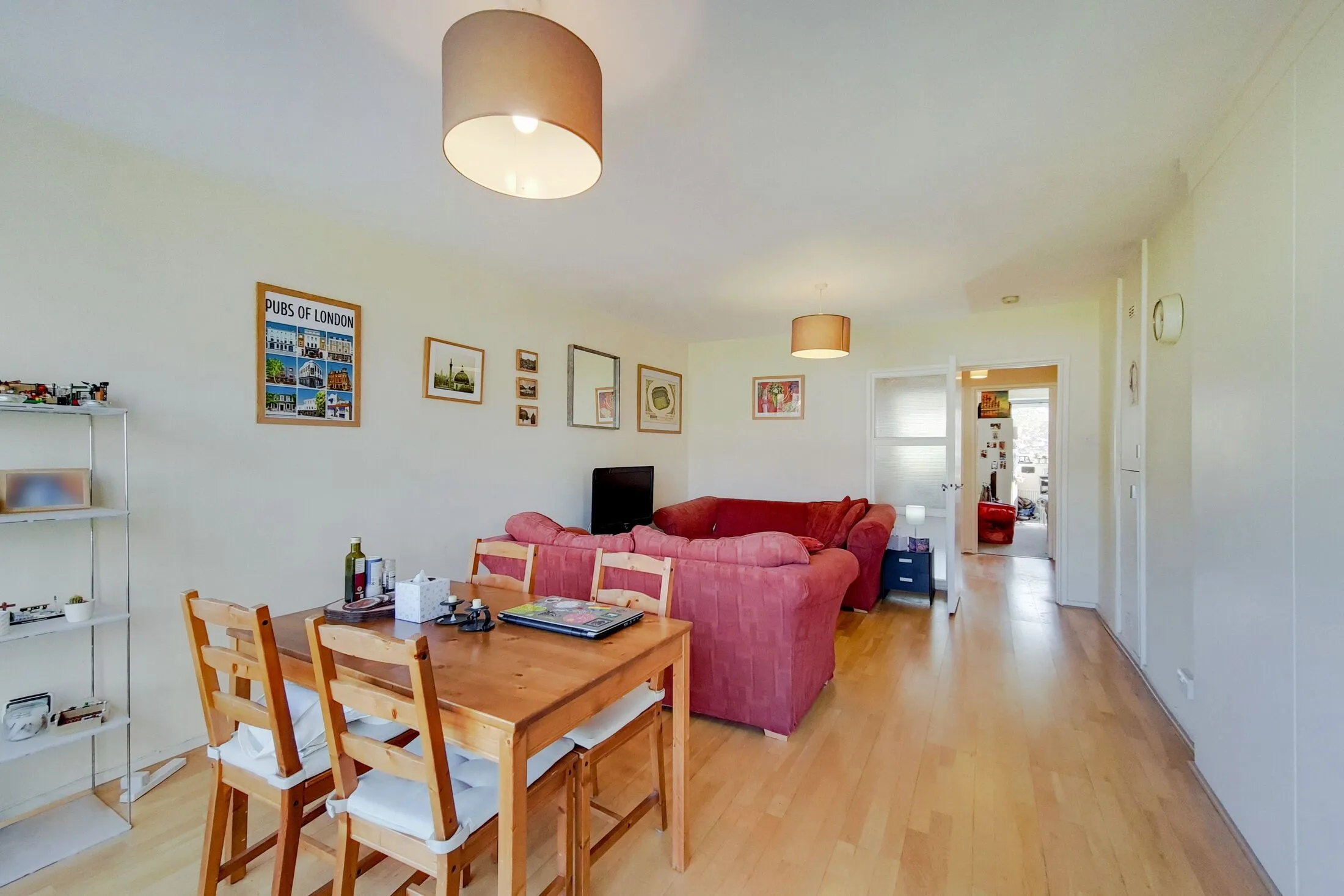 Flat York Way in Greater London